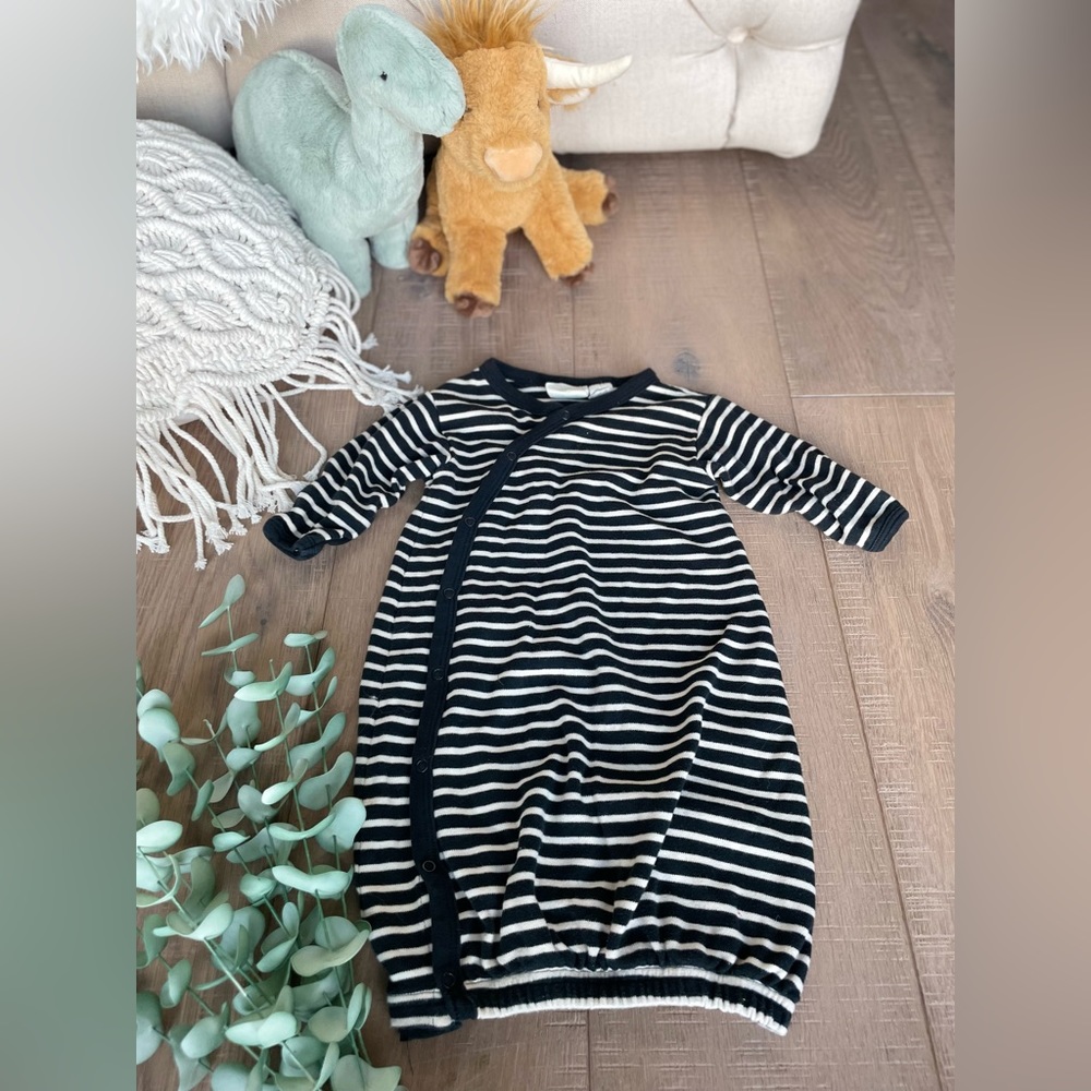 Newborn Onsie (open bottom)